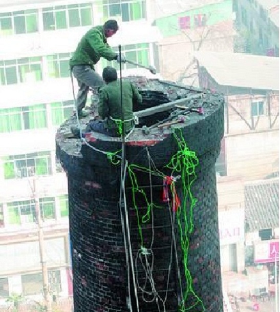 自贡水塔拆除:我们在行!专业施工,安全保障